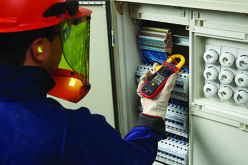 ACD-14-PRO-EUR - Kliešťový multimeter s dvojriadkovým displejom -  použitie 