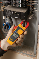 Fluke 323 - Kliešťový multimeter - v praxi